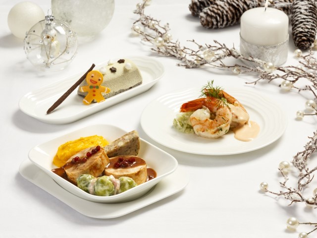 Holiday menus and surprises on Emirates flights